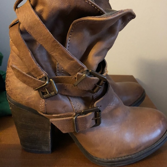 Steve Madden Boots - Picture 3 of 5